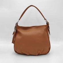 Cargar imagen en el visor de la galería, Bolso hobo en piel vacuno color camel, de LaNievina