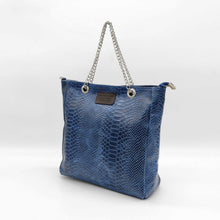 Cargar imagen en el visor de la galería, Bolso de hombro en piel efecto cocodrilo con cadena