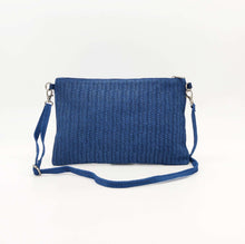 Cargar imagen en el visor de la galería, Bandolera de piel efecto espiga