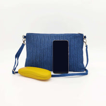 Cargar imagen en el visor de la galería, Bandolera de piel efecto espiga