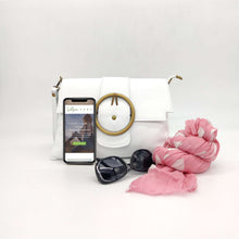 Cargar imagen en el visor de la galería, Bolso de piel blanco con hebilla