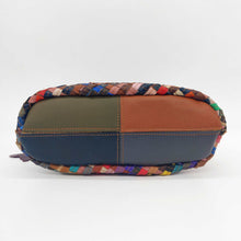 Cargar imagen en el visor de la galería, Bolso de piel trenzado multicolor