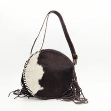 Cargar imagen en el visor de la galería, Bolso redondo de potro con flecos