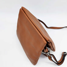 Cargar imagen en el visor de la galería, Bandolera de piel lisa SUEZ
