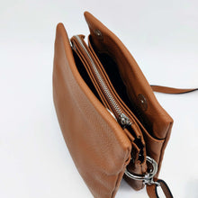Cargar imagen en el visor de la galería, Bandolera de piel lisa SUEZ