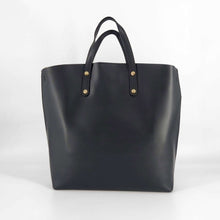 Cargar imagen en el visor de la galerÃa, Bolso maxi shopper de piel de potro semirrÃgida, color beige, trasera negra,de LaNievina