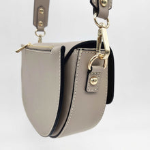 Cargar imagen en el visor de la galerÃa, Bandolera de piel Casablanca