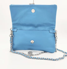 Cargar imagen en el visor de la galería, Bolso flap de piel lisa con doble cadena