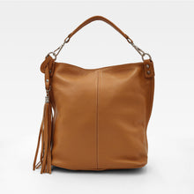 Cargar imagen en el visor de la galería, Bolso shopper en piel vacuno blanda, color camel, en LaNievina
