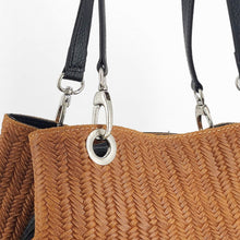 Cargar imagen en el visor de la galerÃa, Bolso shoulder de piel efecto espiga