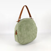 Cargar imagen en el visor de la galería, Bolso redondo de ante, varios colores