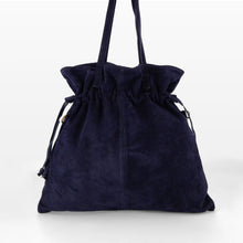 Cargar imagen en el visor de la galería, Bolso shopper con cordones azul marino frontal. LaNievina