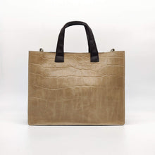 Cargar imagen en el visor de la galería, Bolso cuadrado de piel rígido efecto escamas