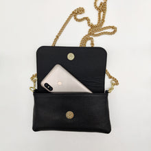 Cargar imagen en el visor de la galería, Bolso mini de piel con solapa de potro, diseño animal print cebra