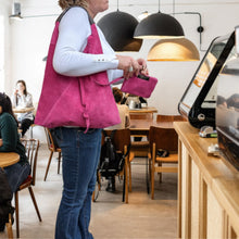 Cargar imagen en el visor de la galería, Bolso tote de piel ante TOSCANA