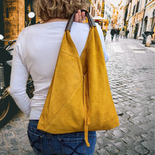 Cargar imagen en el visor de la galería, Bolso tote de piel ante TOSCANA