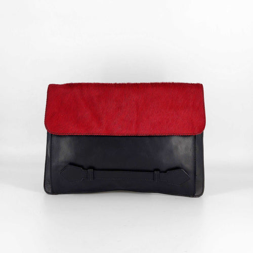 Bolso clutch con cinta piel vacuno blanda